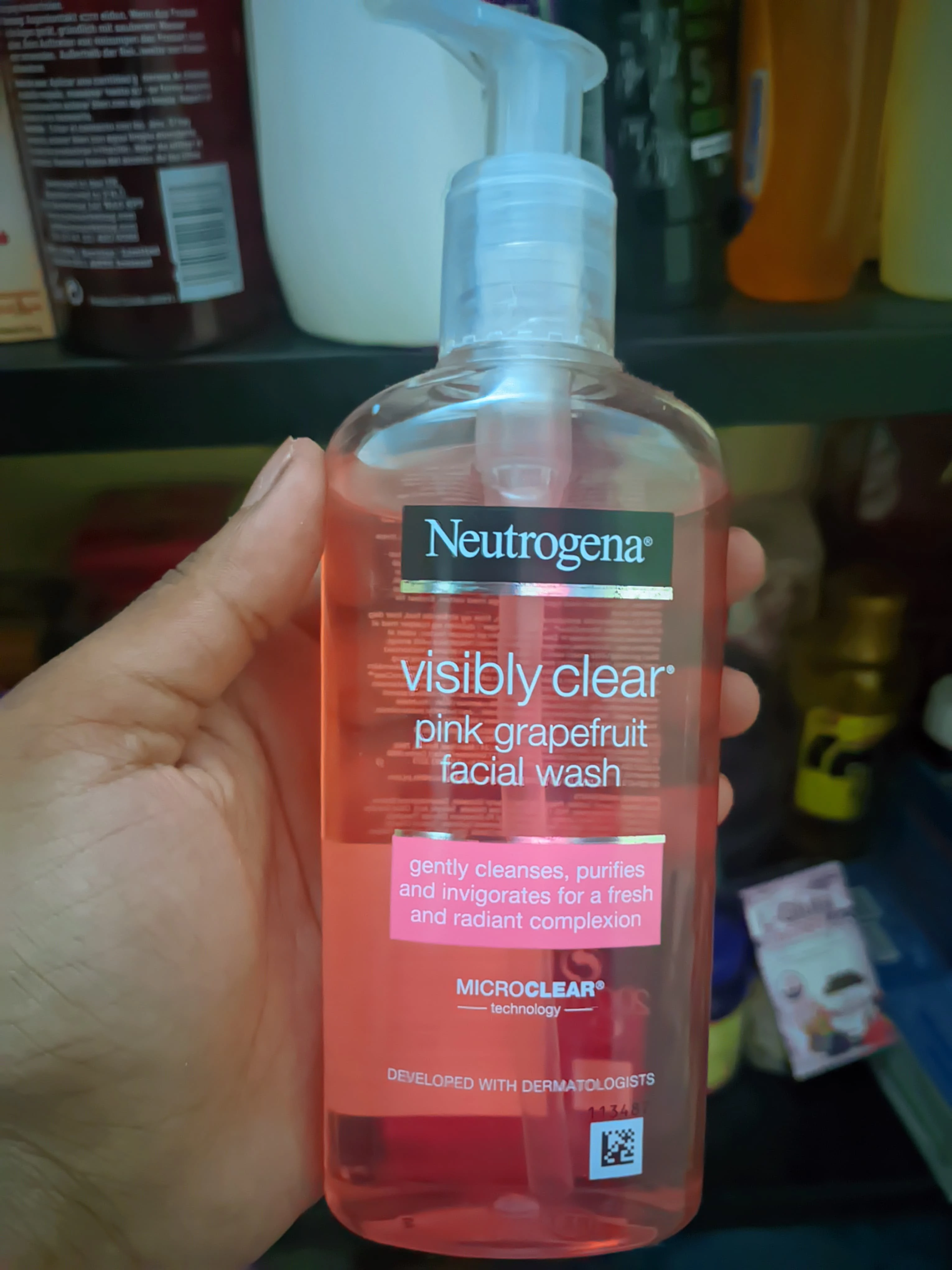 Neutrogena Visibly Clear Pink Grapefruit Facial Wash - 200ml