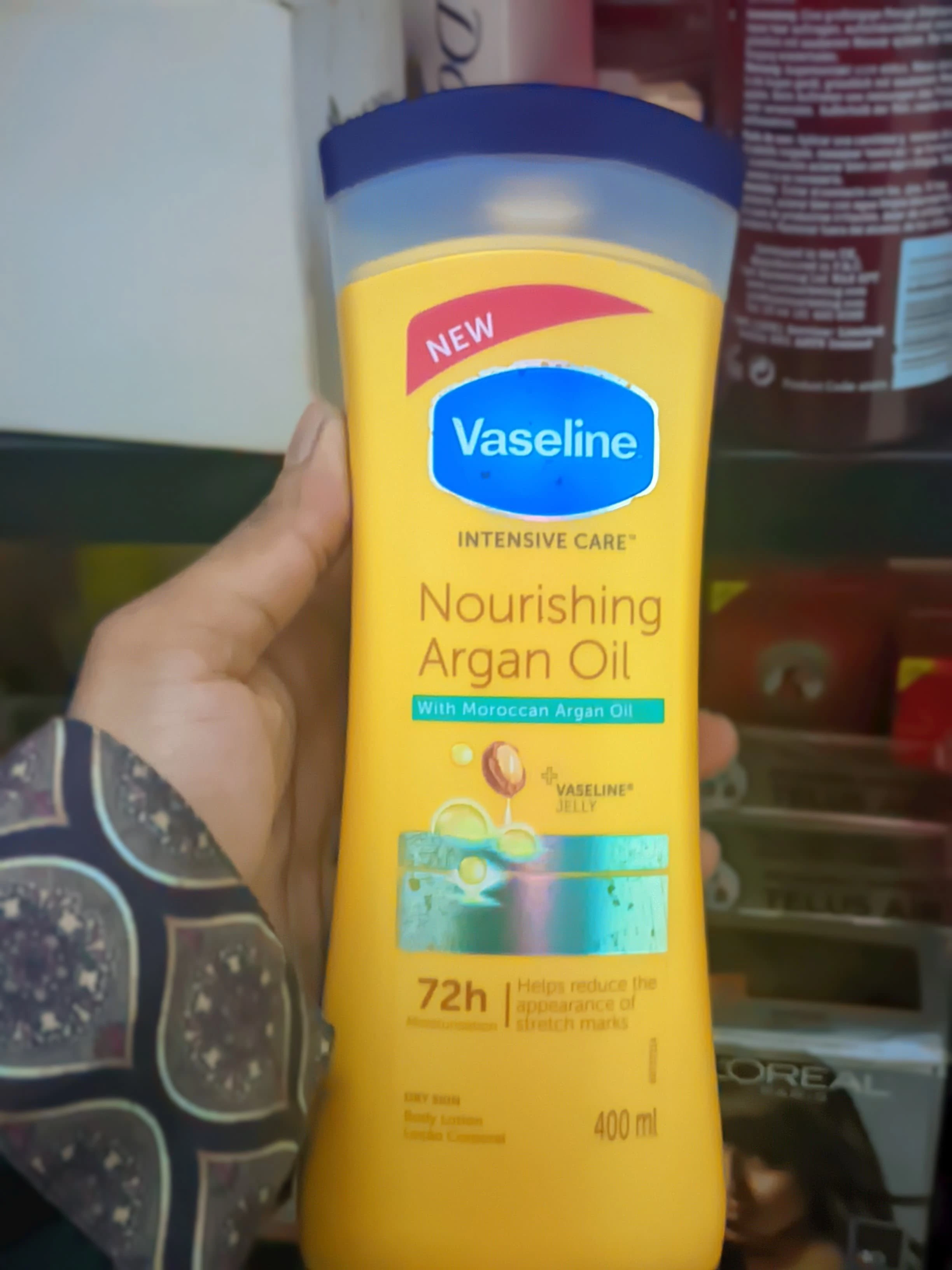 Vaseline Intensive Care Nourishing Argan Oil Moisturising Body Lotion with Moroccan Argan Oil