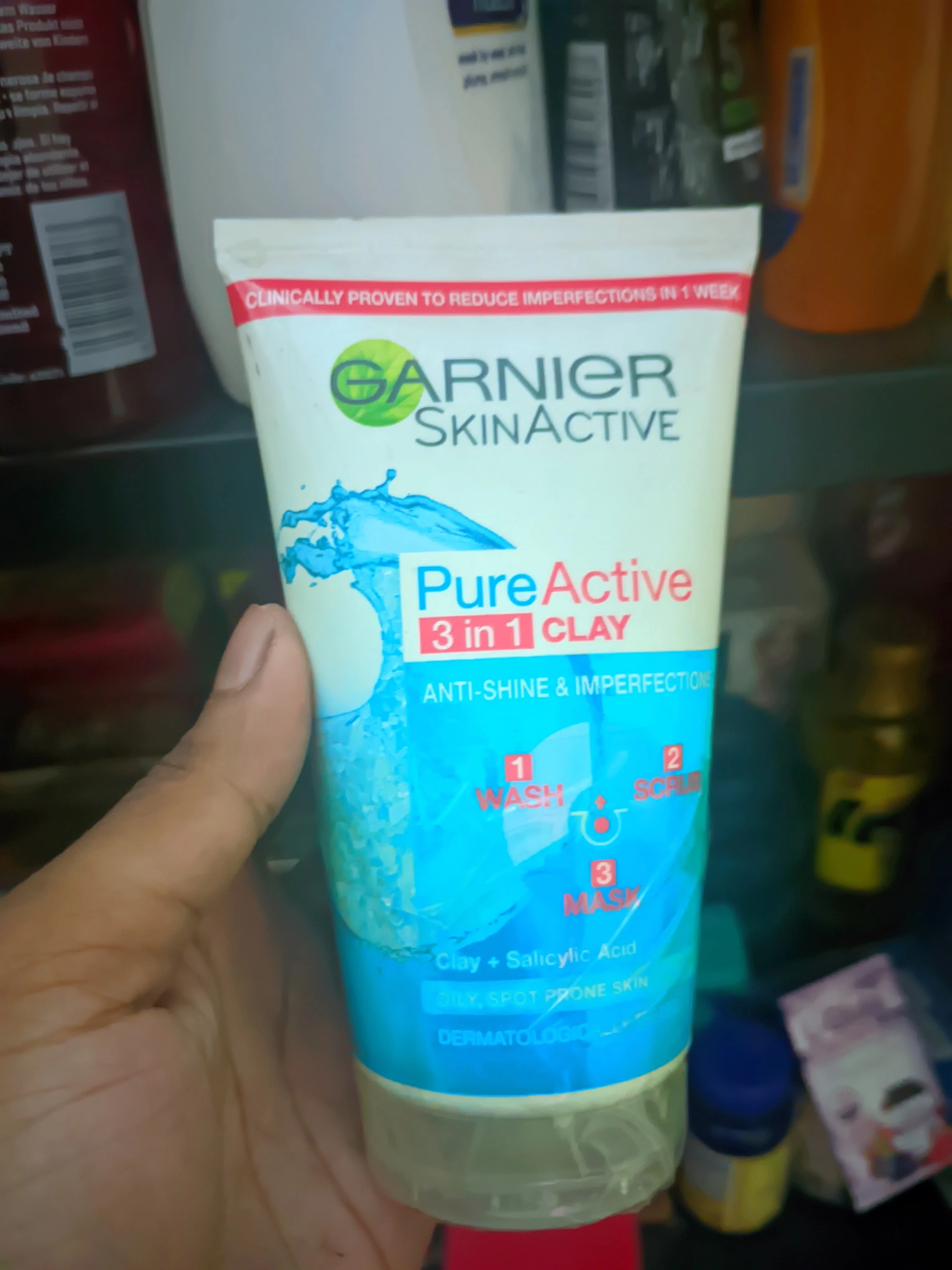 Garnier SkinActive Pure Active 3 in 1 Clay Anti-Shine & Imperfections 150ml